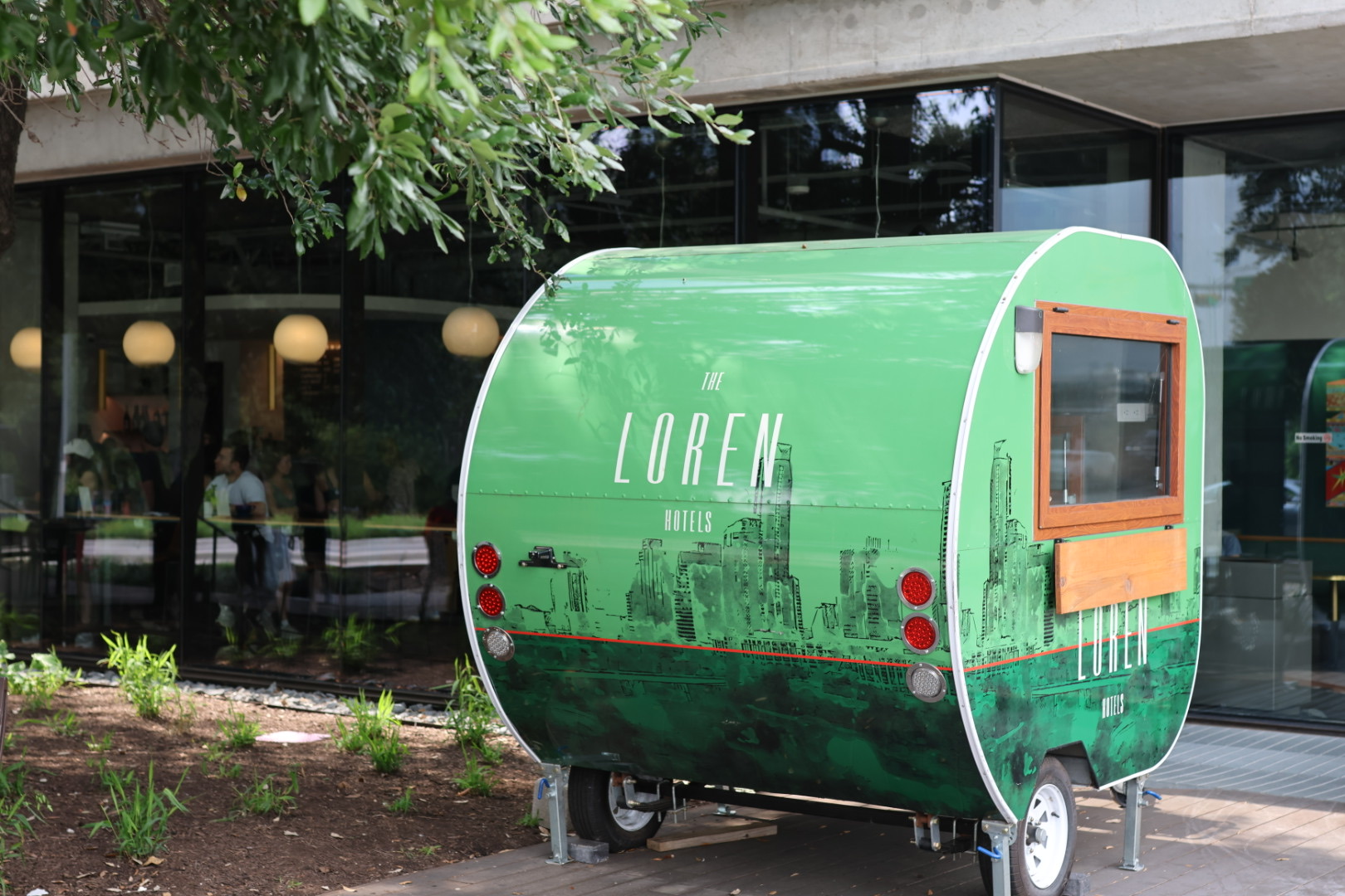 The Loren Hotel & Cafe